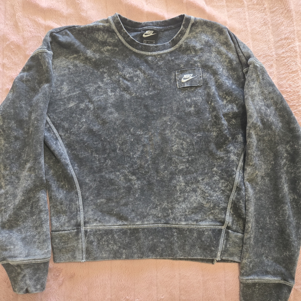 Nike Women's Washed Charcoal Black Crewneck Sweatshirt